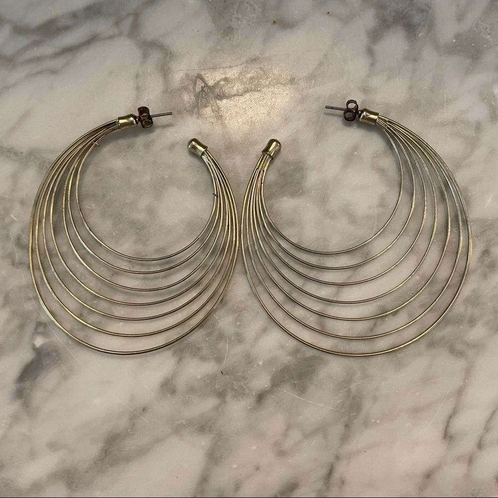 Vintage 80’s Wire Hoop Post Earrings